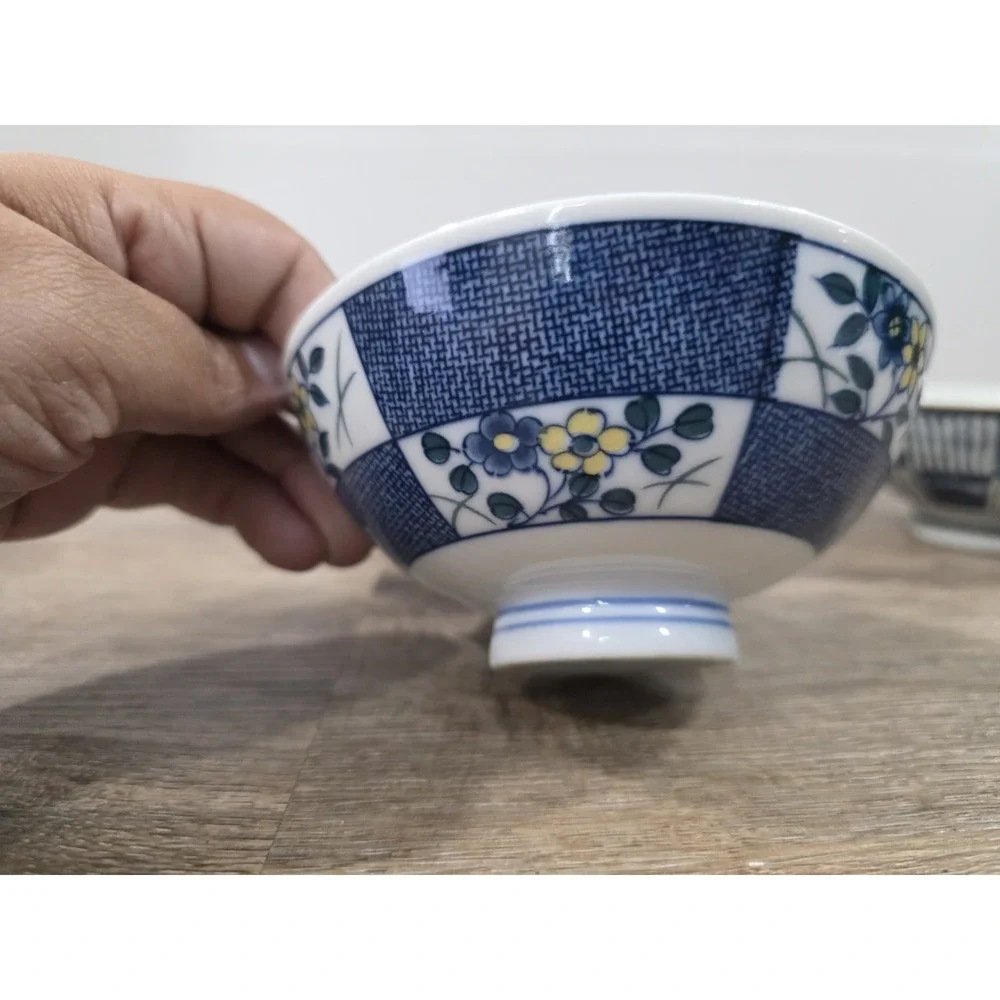 4 Japanese Blue & White Rice Bowls Floral, Mismatched 2